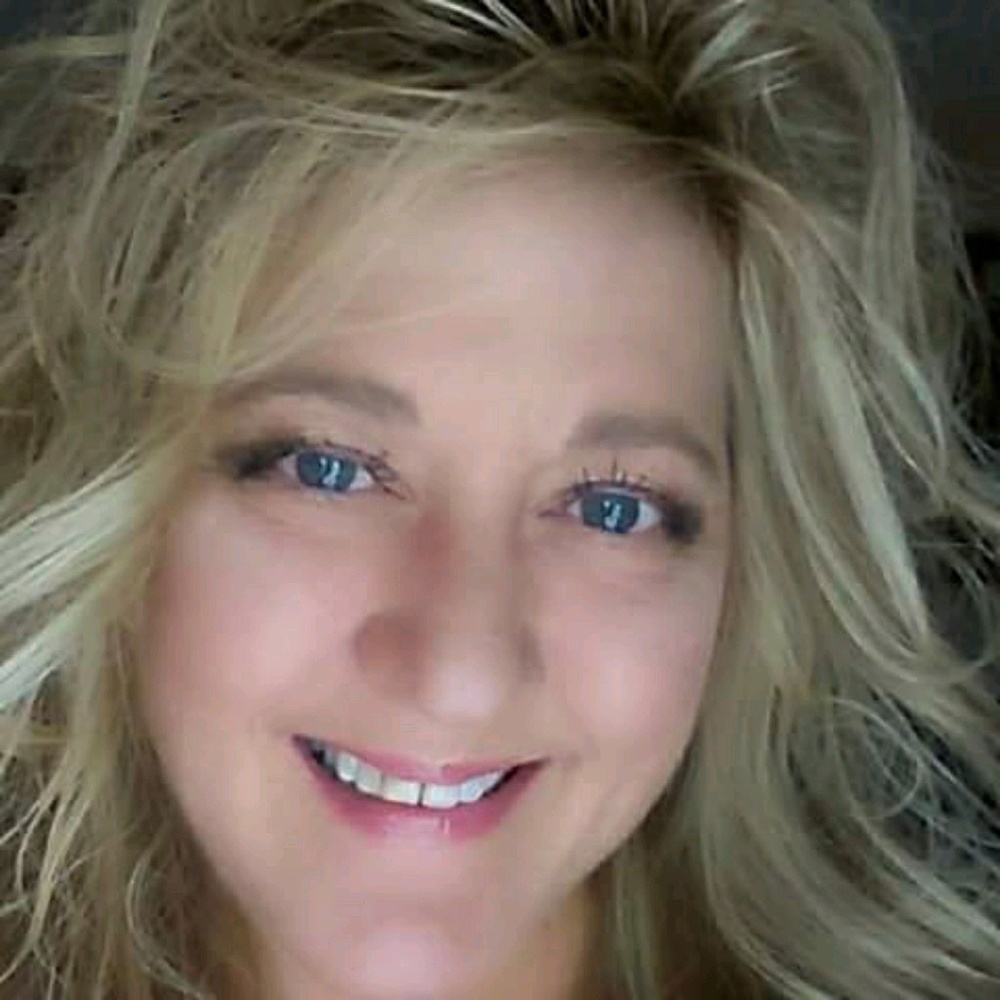 Meet your Posher, Carol